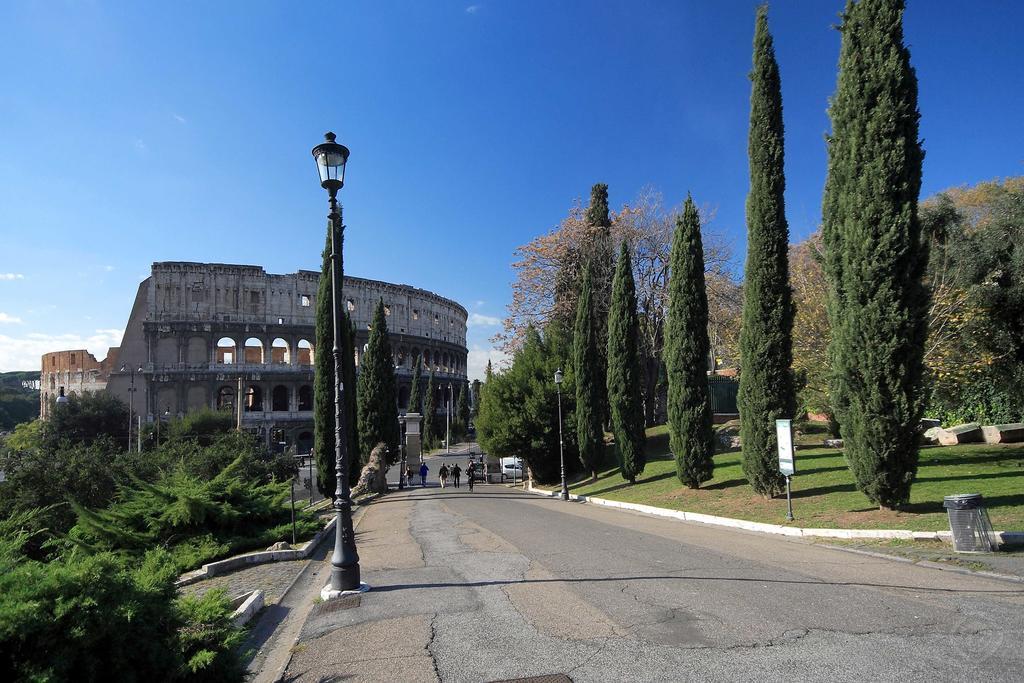 Fori Imperiali Apartment Roma Ngoại thất bức ảnh