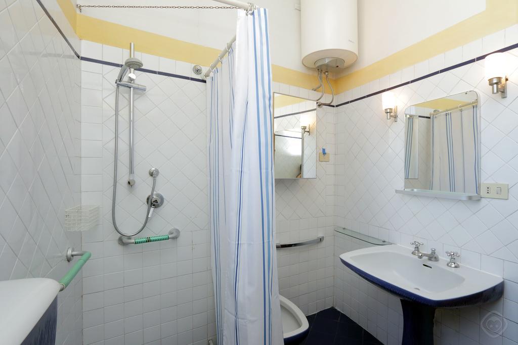 Fori Imperiali Apartment Roma Ngoại thất bức ảnh